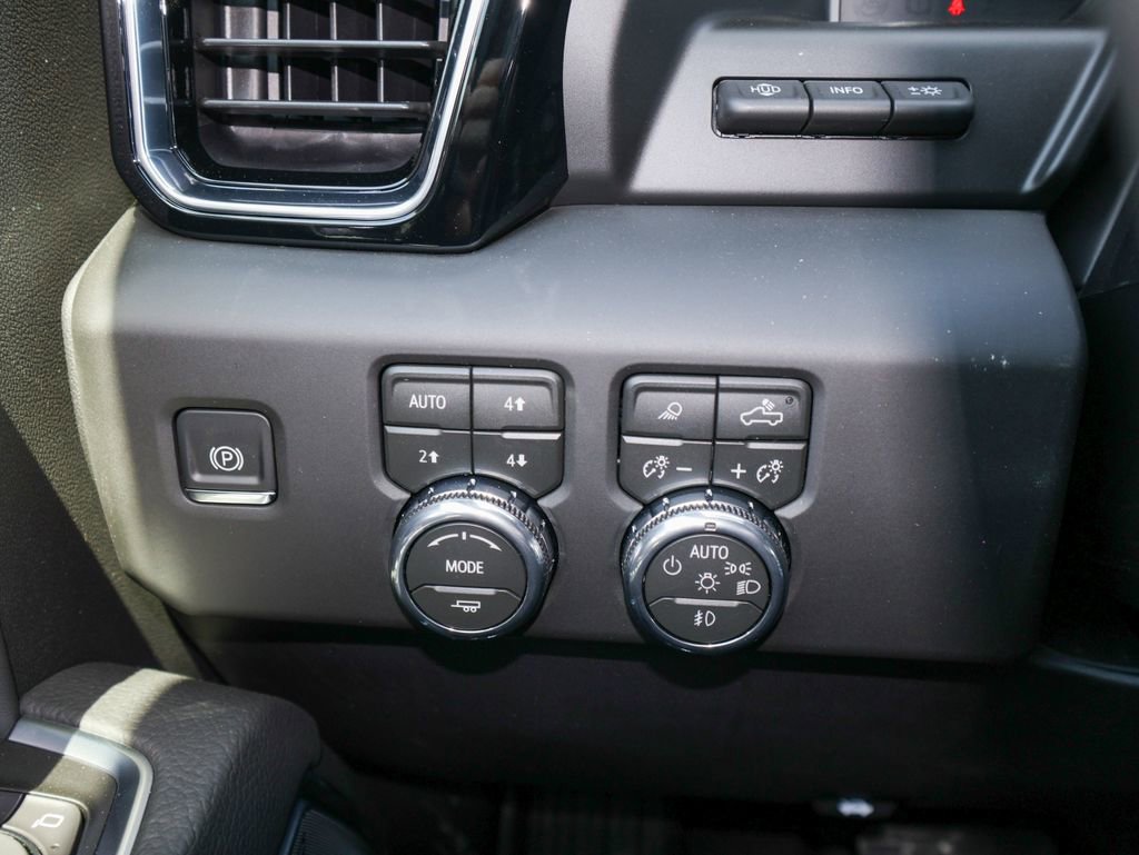 New 2026 GMC Sierra 1500 Denali w/ Technology Package AWD/4WD image 26