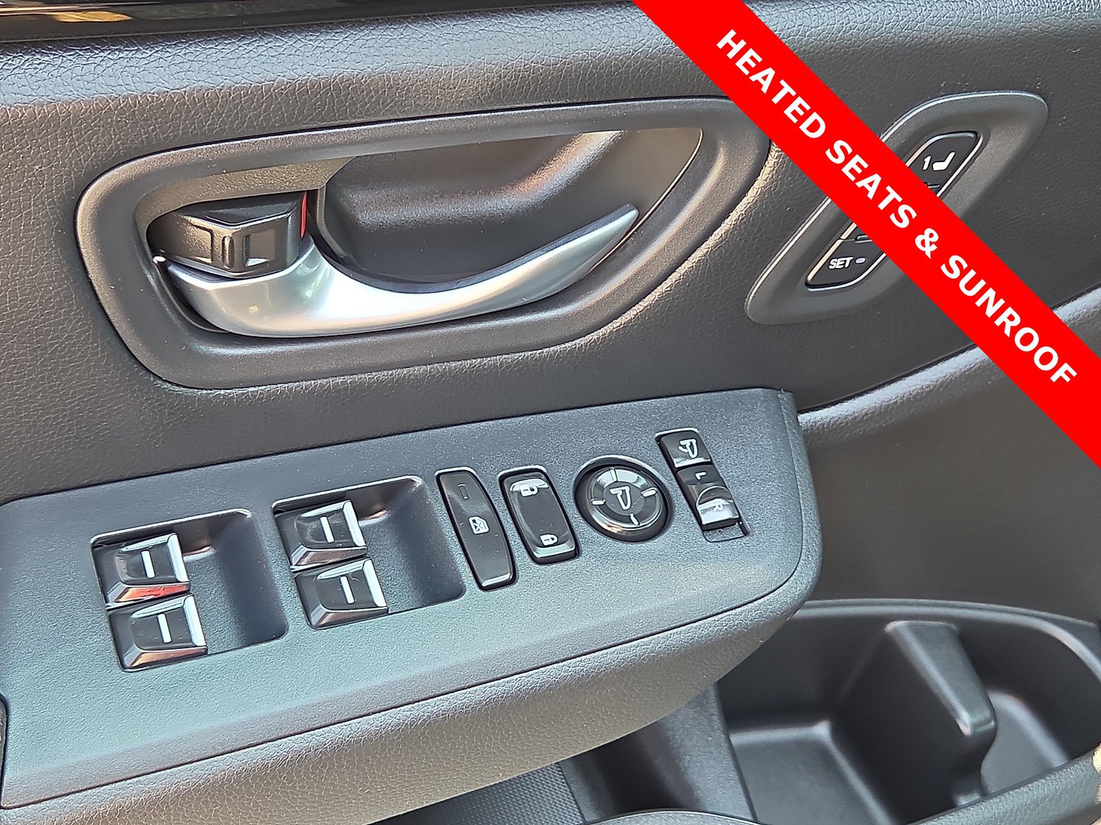 Used 2025 Honda Pilot TrailSport image 15