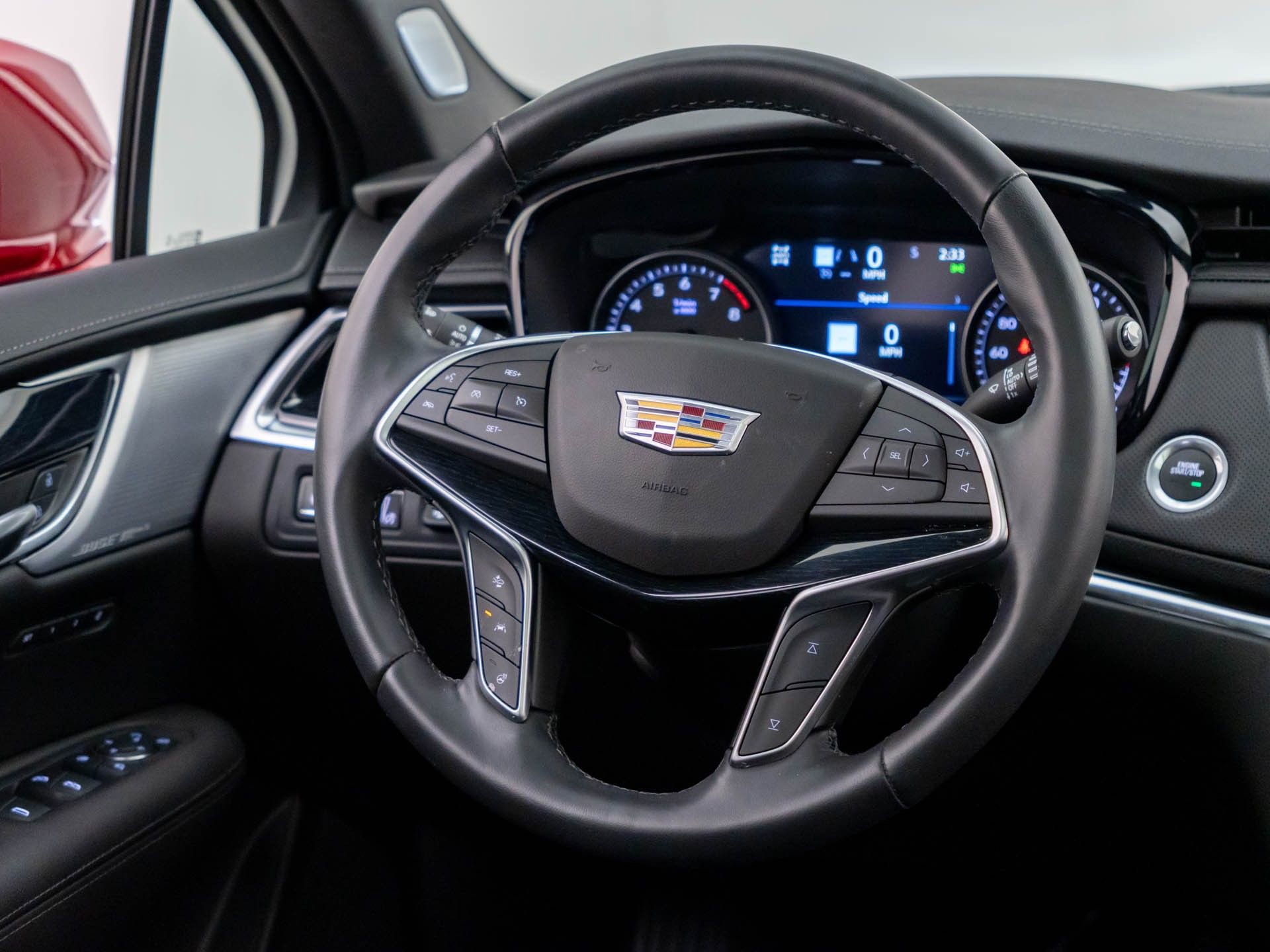 Certified 2025 Cadillac XT5 Premium Luxury w/ Technology Package AWD/4WD image 13