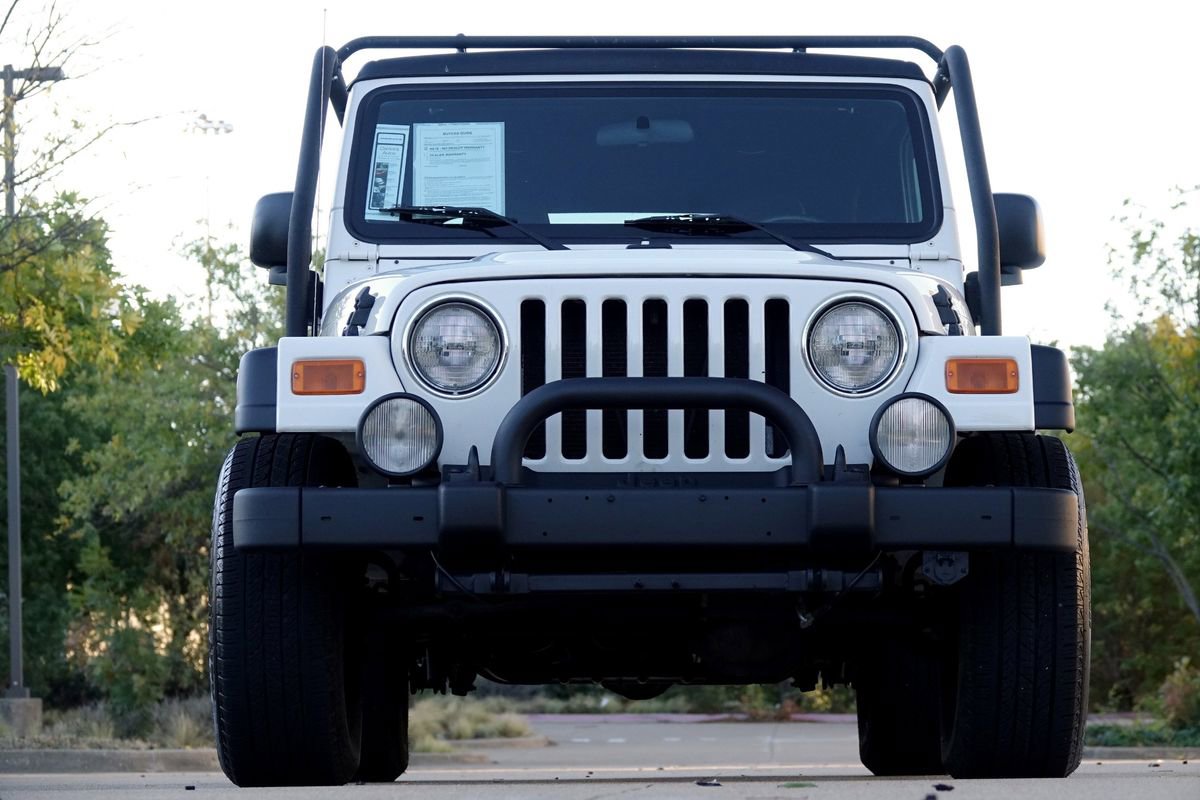 Used 2006 Jeep Wrangler Unlimited w/ Premium Audio Group image 14