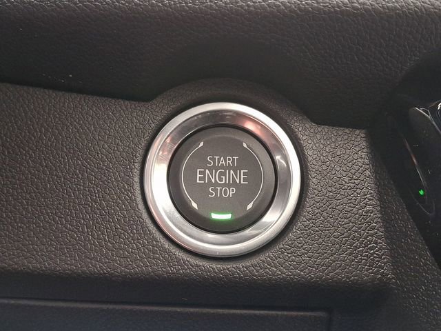 New 2026 Chevrolet Traverse LT w/ Sun and Wheel Package image 17