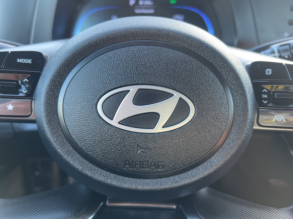 Used 2025 Hyundai Elantra Sport w/ Cargo Package FWD image 46