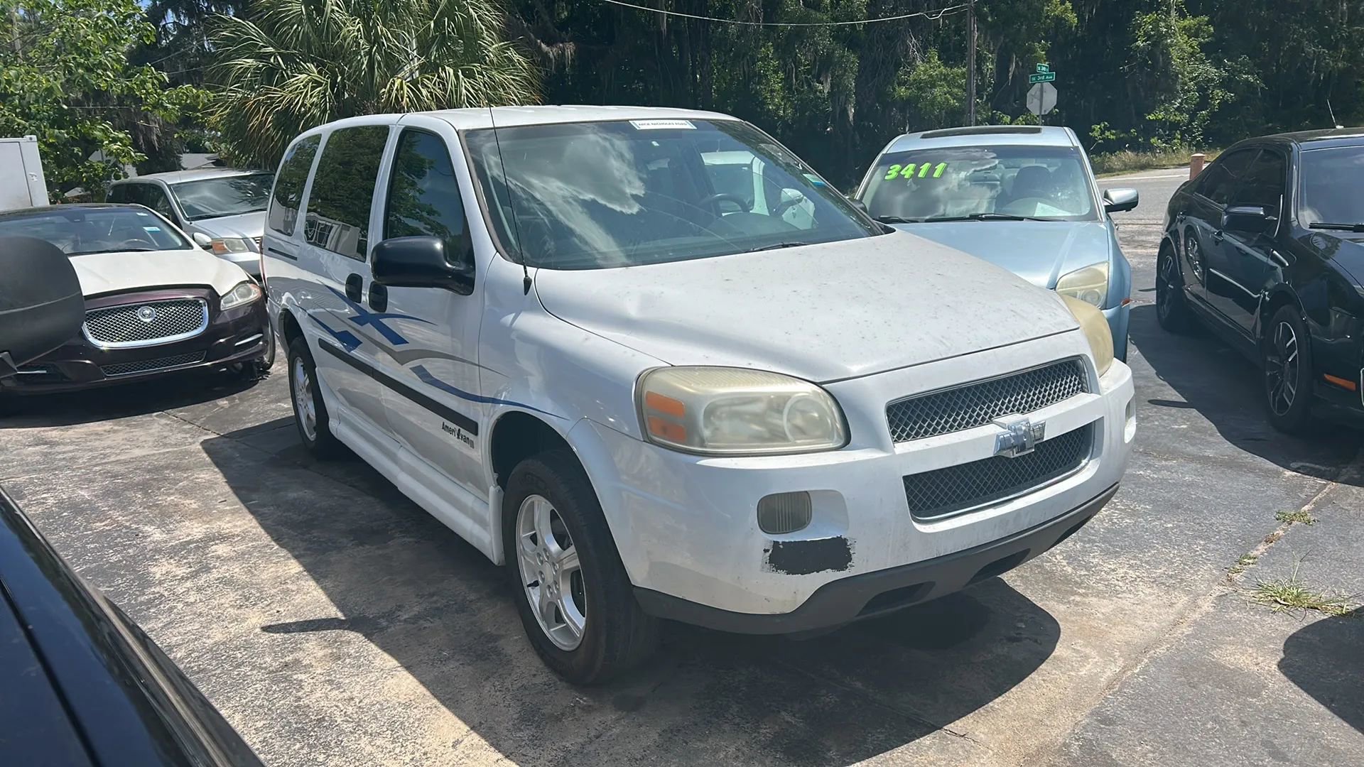 Used 2008 Chevrolet Uplander w/ Climate Package FWD image 2