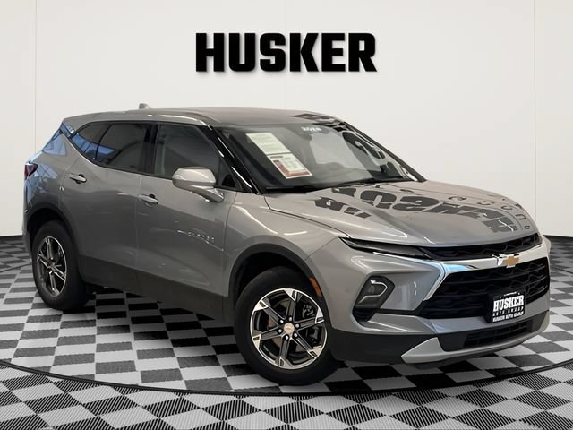Certified 2026 Chevrolet Blazer LT FWD image 1