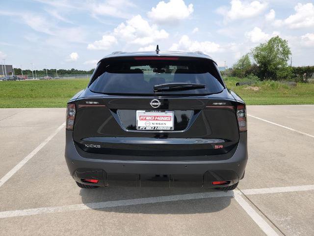 Certified 2025 Nissan Kicks SR FWD image 6