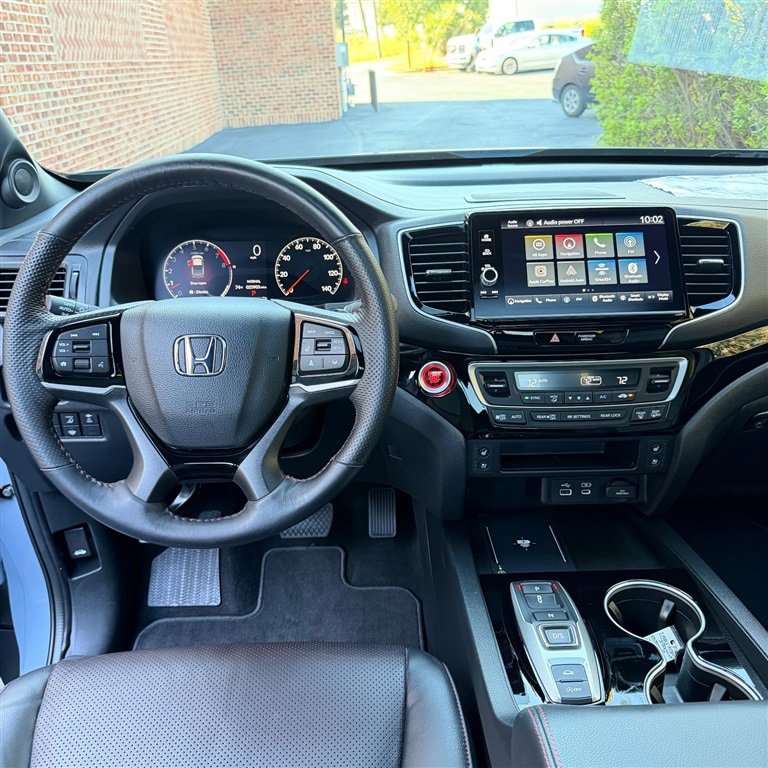 Used 2024 Honda Ridgeline Black Edition image 15
