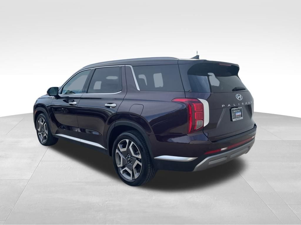 Used 2024 Hyundai Palisade SEL w/ Premium Package FWD image 7