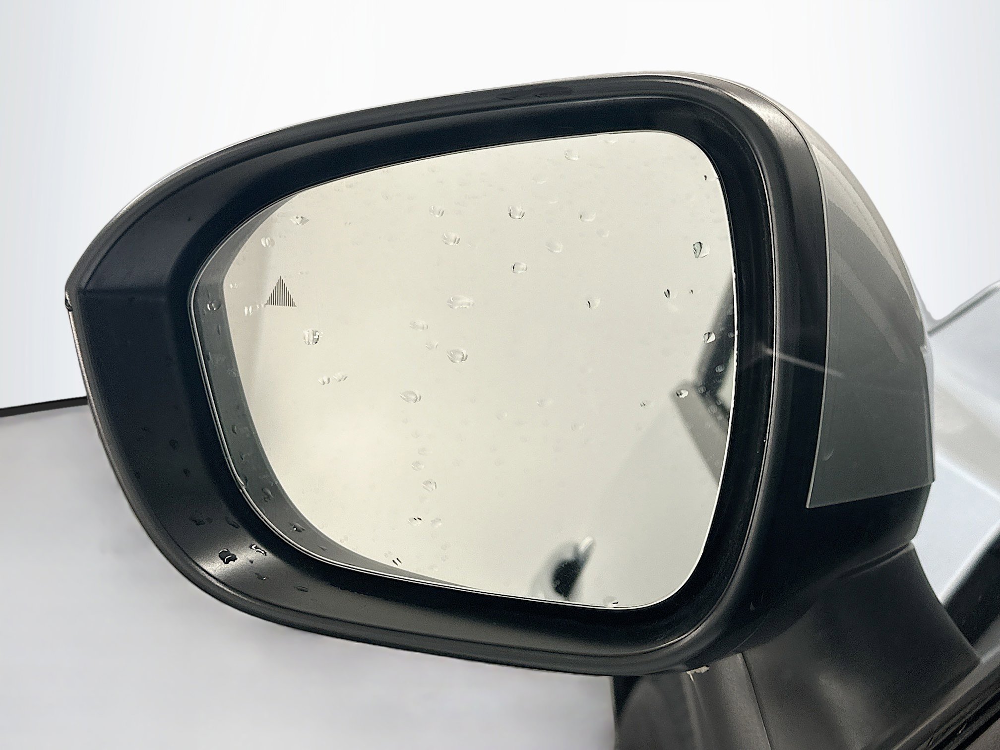 Used 2025 Nissan Rogue SV image 16