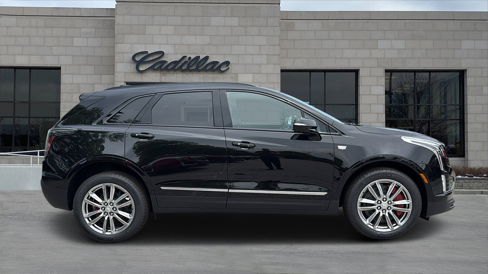 New 2026 Cadillac XT5 Sportv AWD/4WD image 2