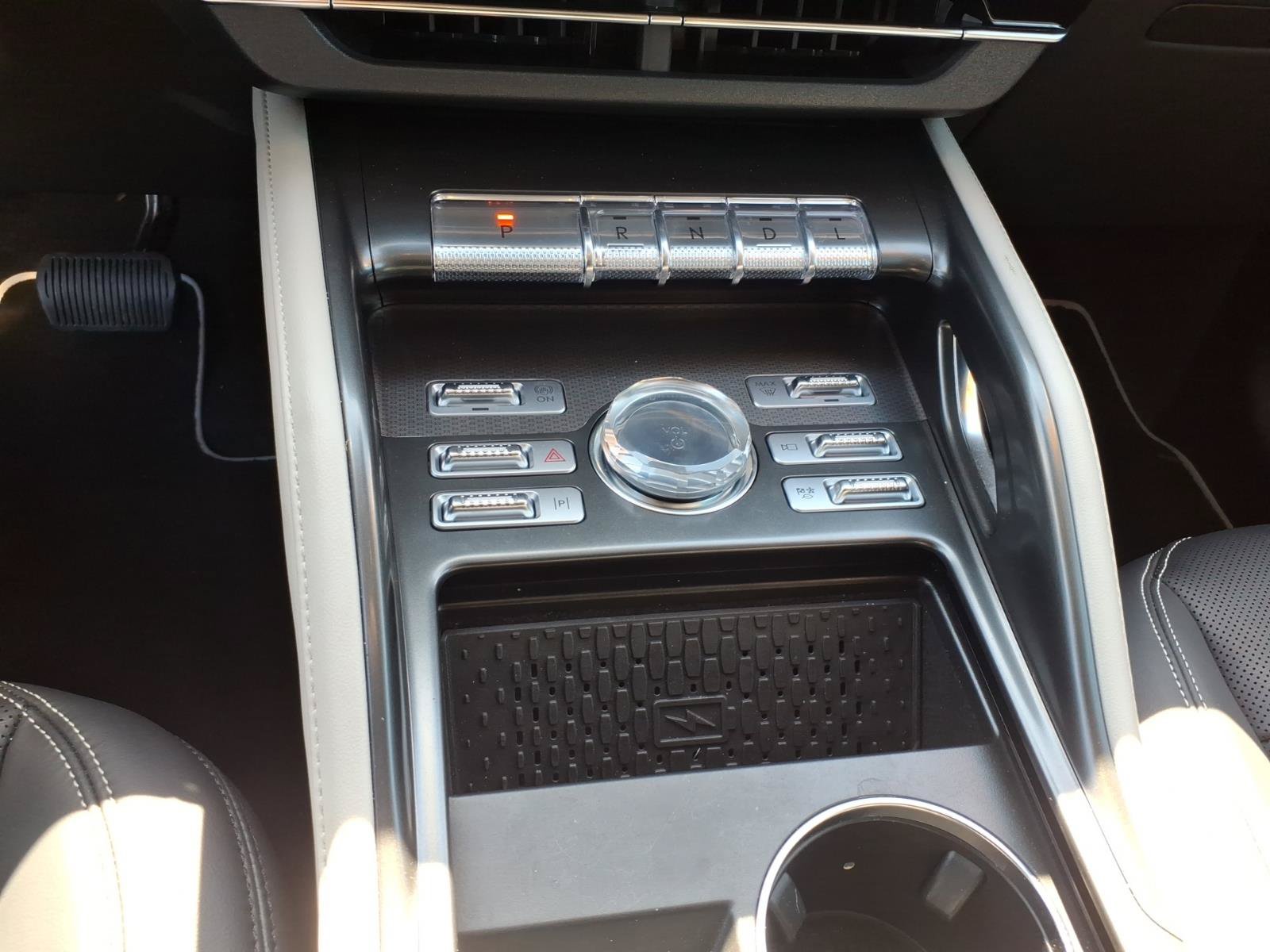 Used 2025 Lincoln Nautilus Premier w/ Equipment Group 102A AWD/4WD image 18