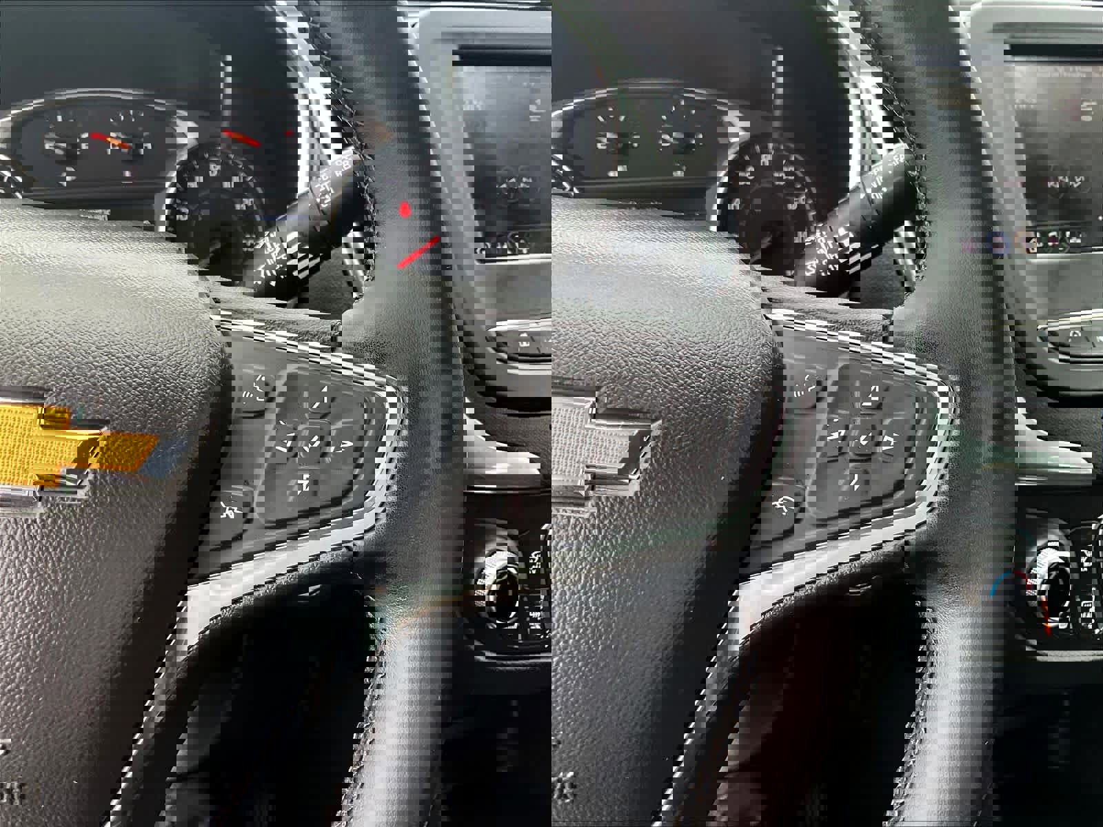 Used 2024 Chevrolet Equinox LT image 23