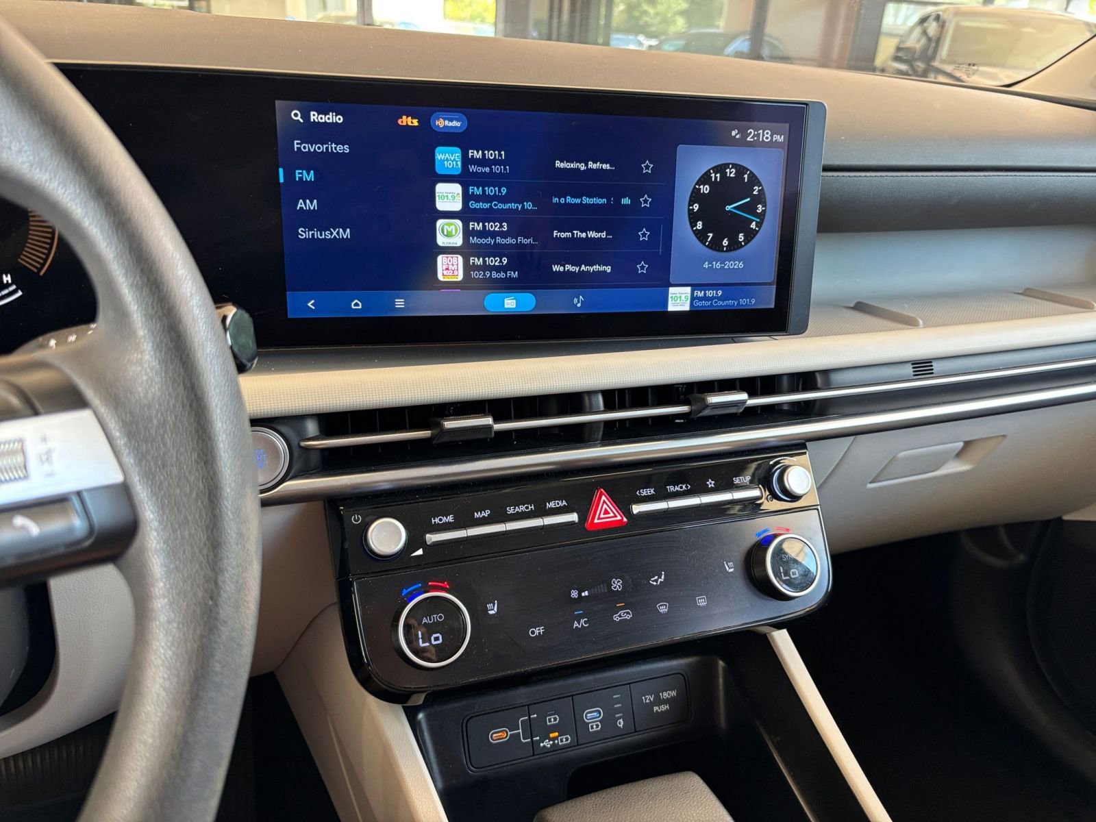 Used 2025 Hyundai Tucson SEL FWD image 17
