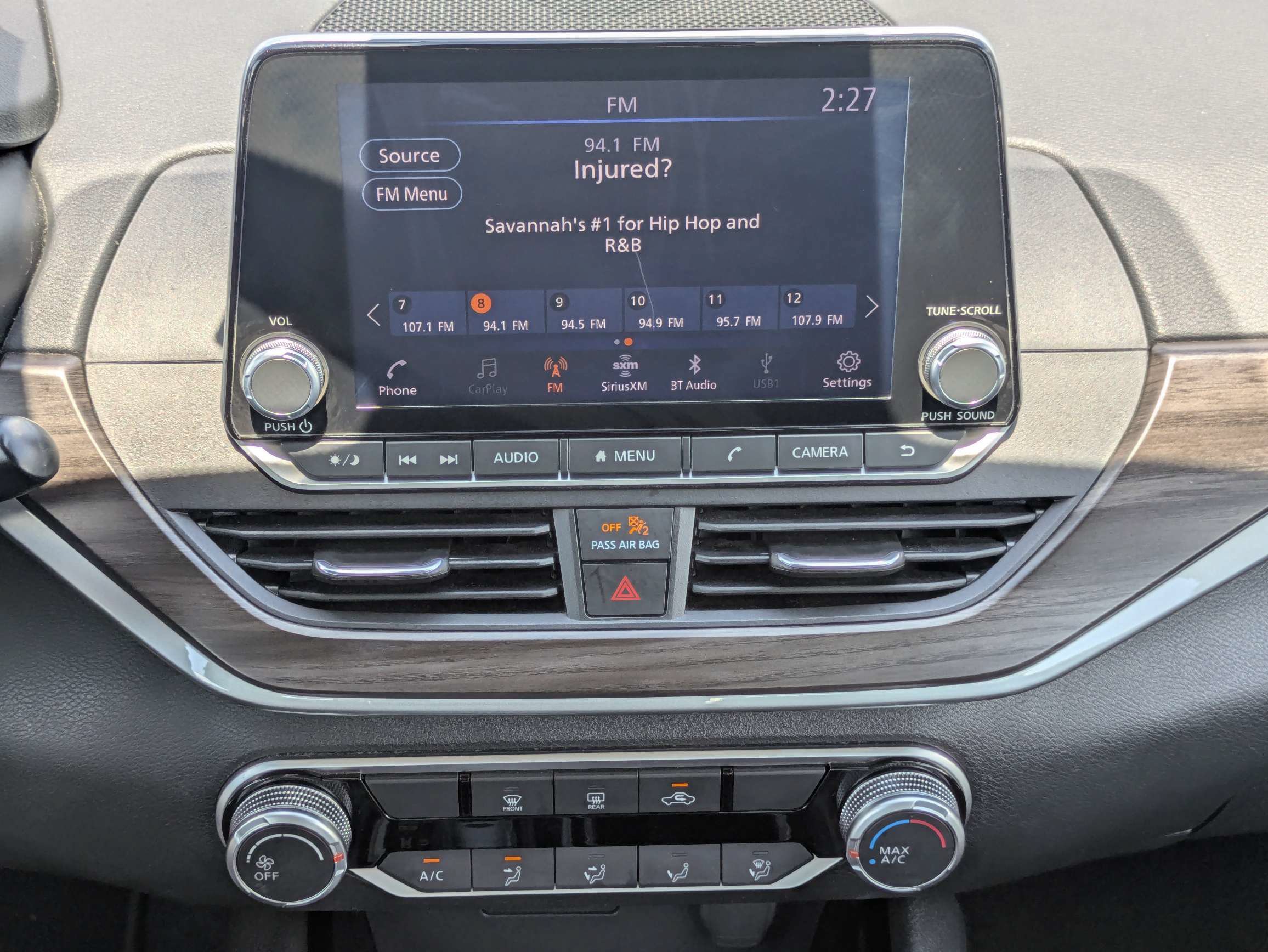 Used 2024 Nissan Altima 2.5 SV FWD image 5