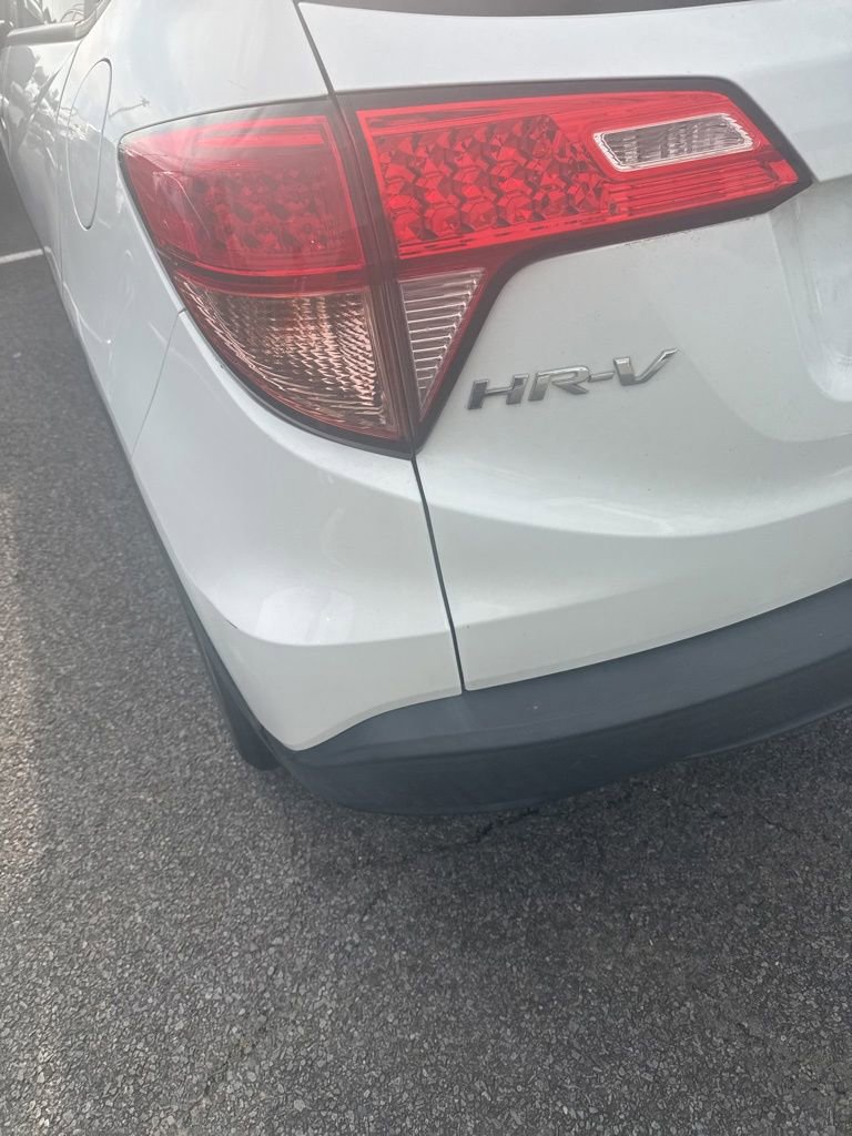 Used 2016 Honda HR-V EX image 5