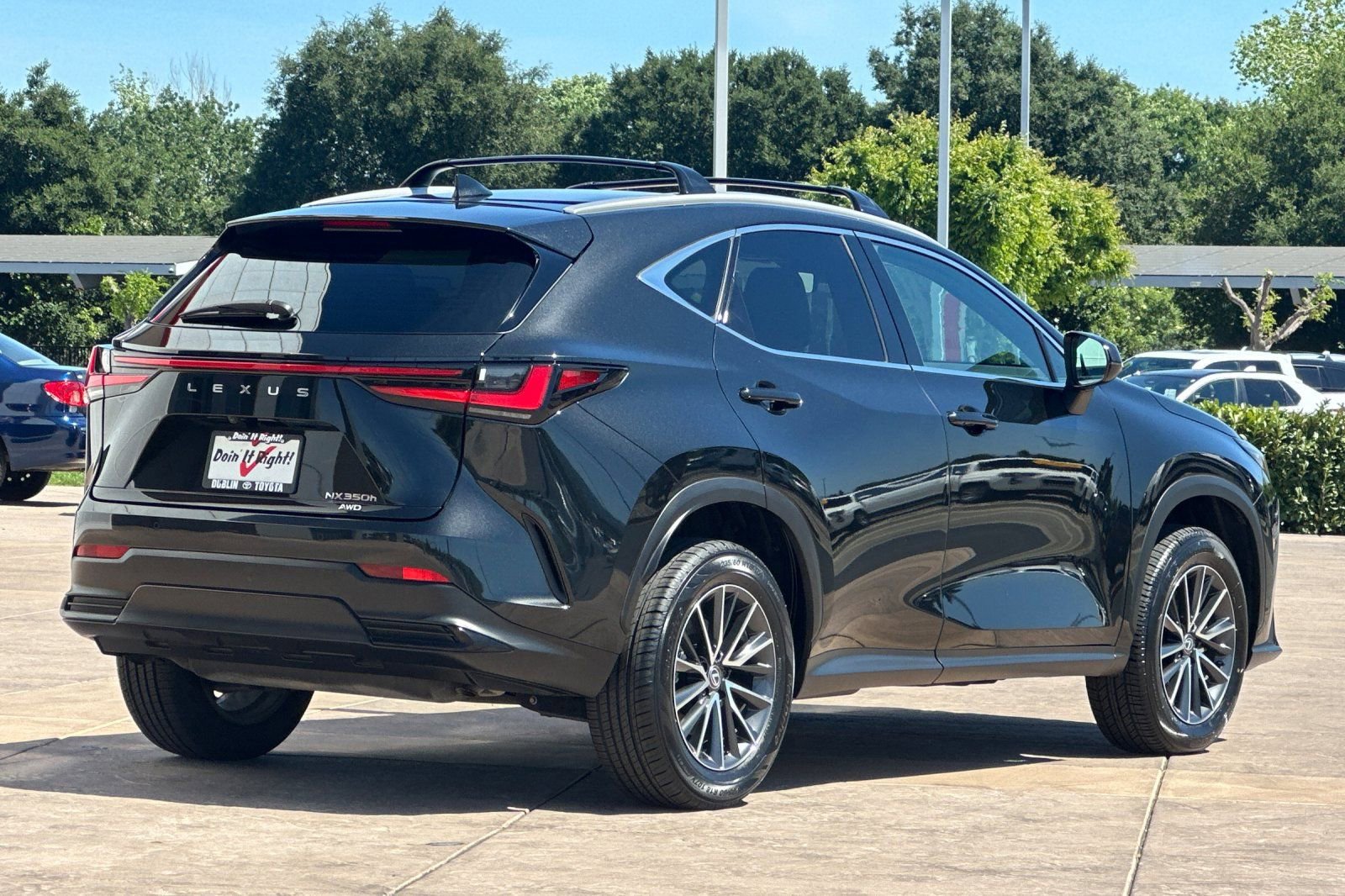 Used 2024 Lexus NX 350h AWD image 4