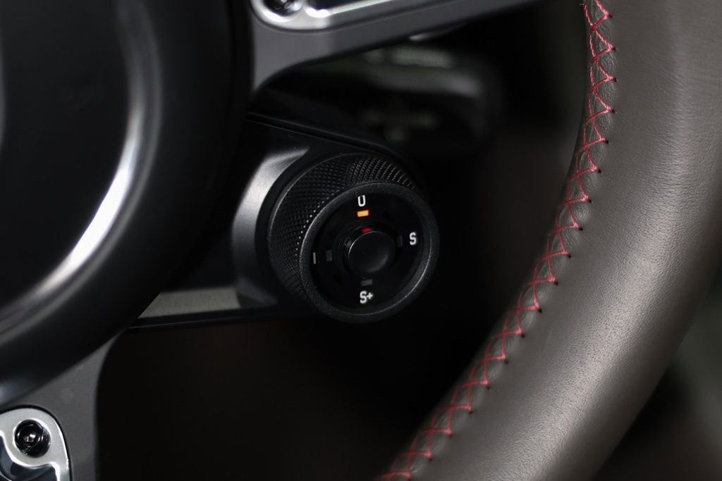 Used 2019 Porsche 911 Turbo image 54