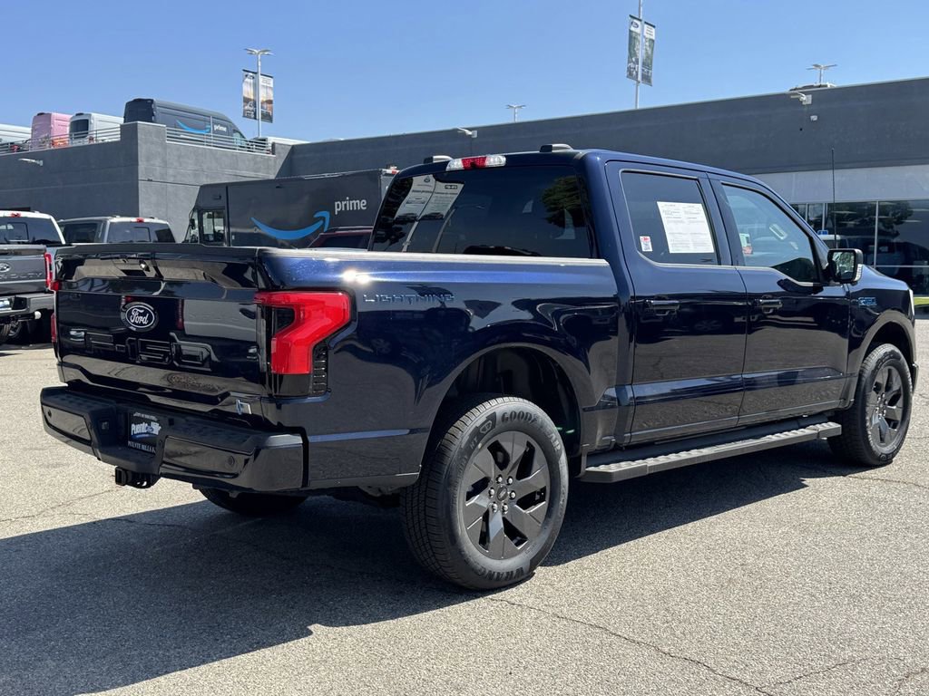 Used 2025 Ford F150 Lightning Flash AWD/4WD image 5