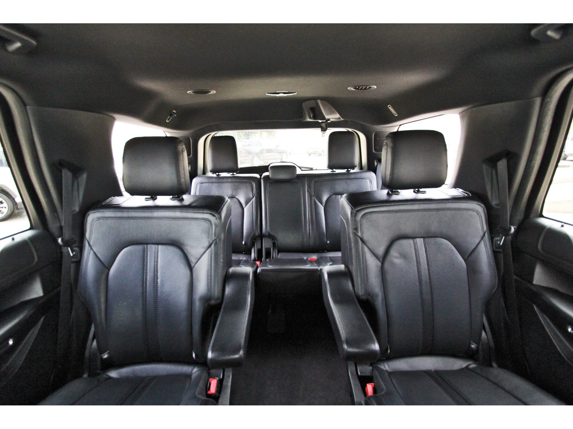 Used 2019 Ford Expedition Limited AWD/4WD image 14