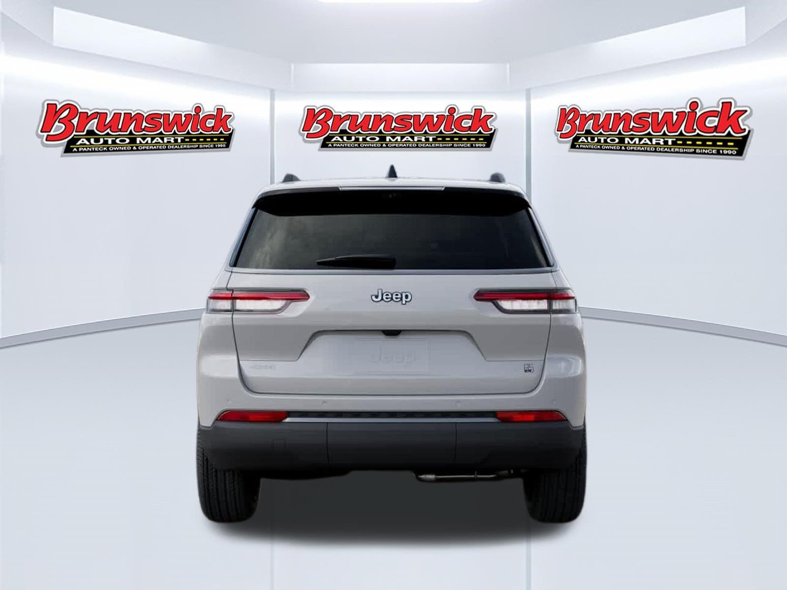 New 2026 Jeep Grand Cherokee L Limited AWD/4WD image 7