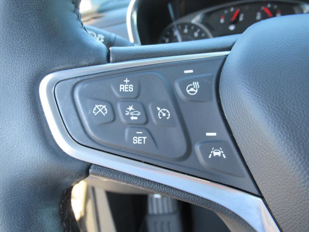 Used 2023 Chevrolet Equinox LT image 19