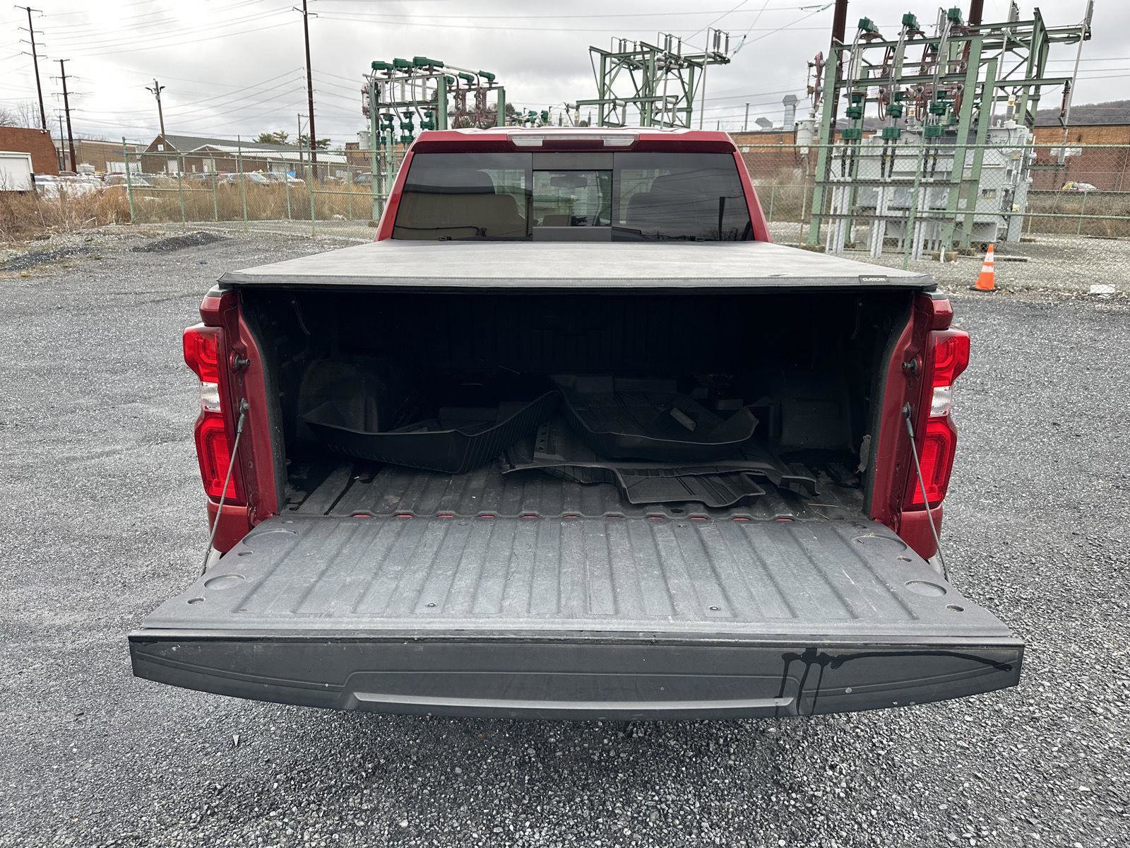 Used 2019 Chevrolet Silverado 1500 LTZ image 31