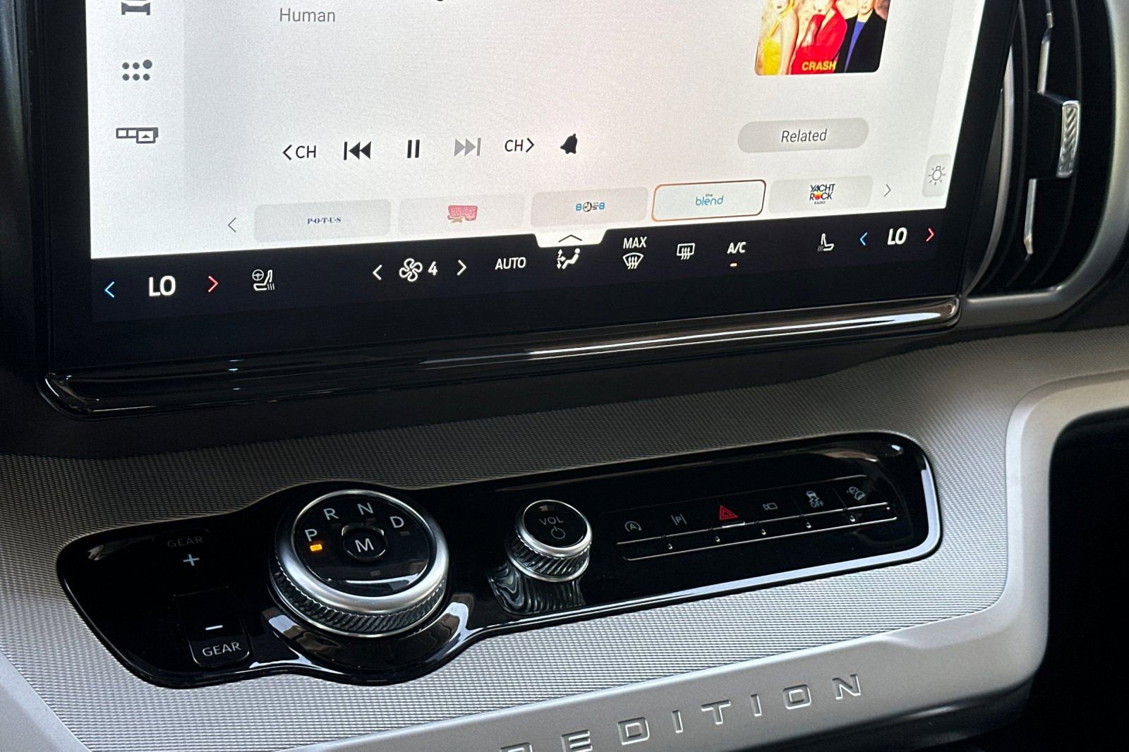 Used 2025 Ford Expedition Active image 21