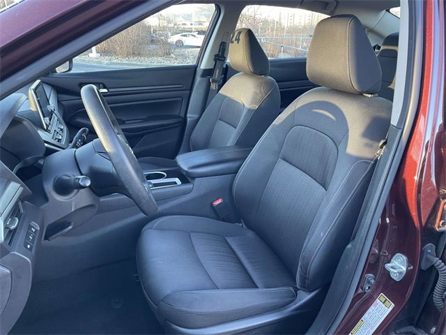 Used 2024 Nissan Altima 2.5 SV image 18