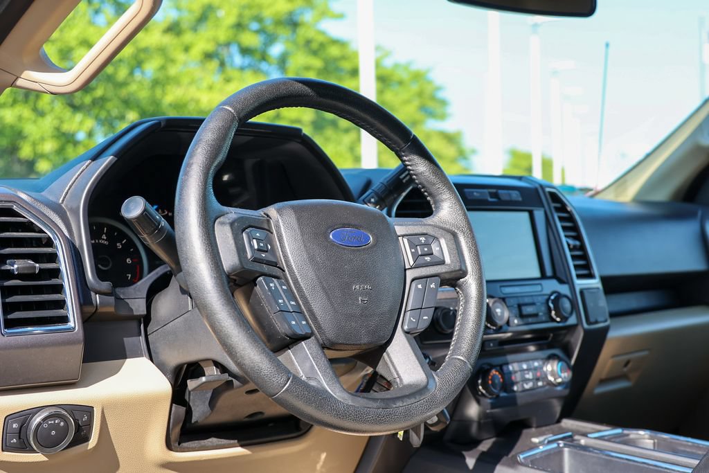 Used 2015 Ford F150 XLT w/ Equipment Group 302A Luxury AWD/4WD image 19