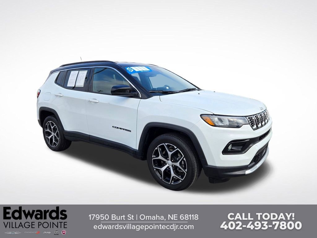 Used 2024 Jeep Compass Limited AWD/4WD image 1