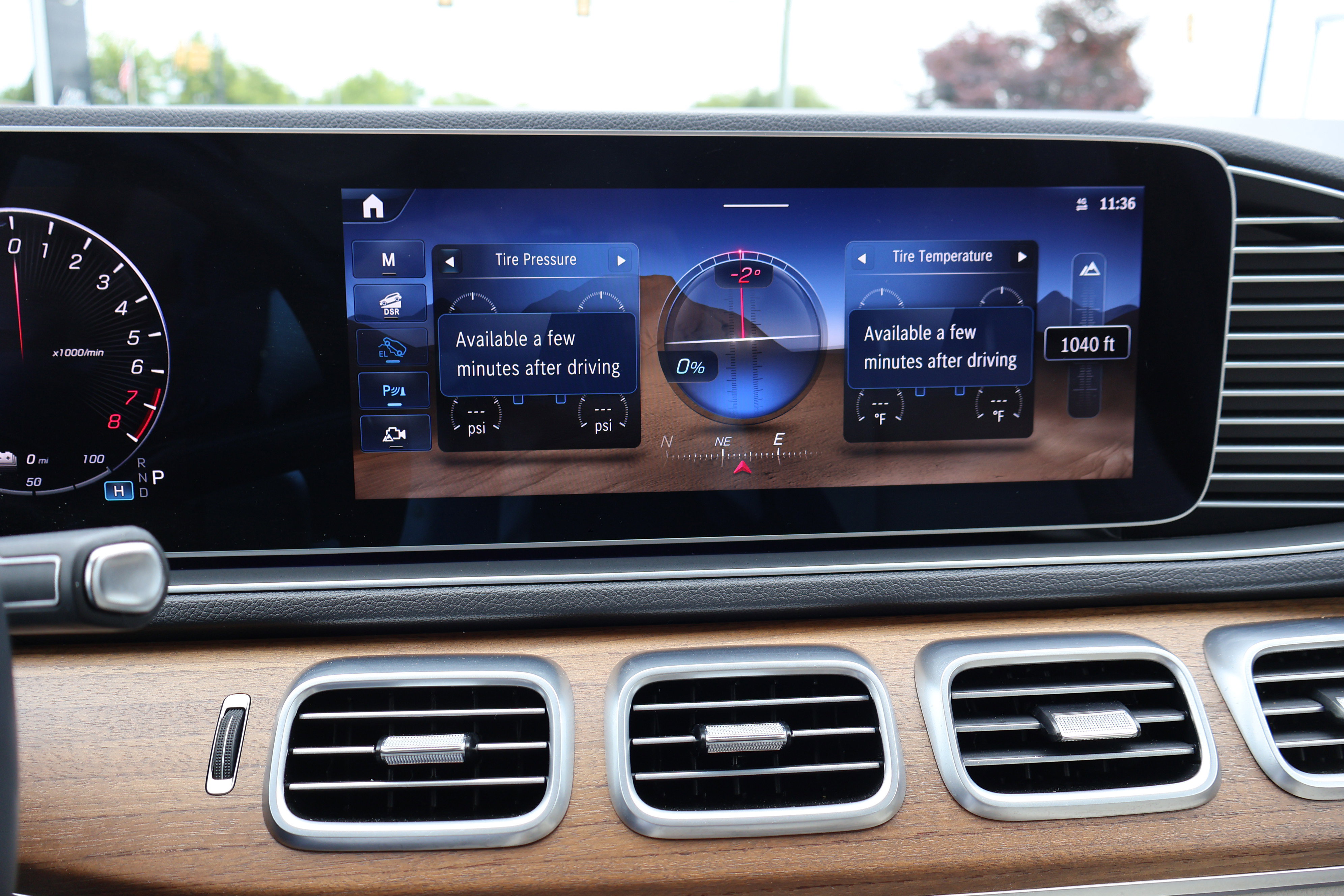 Certified 2025 Mercedes-Benz GLE 450e 4MATIC image 39