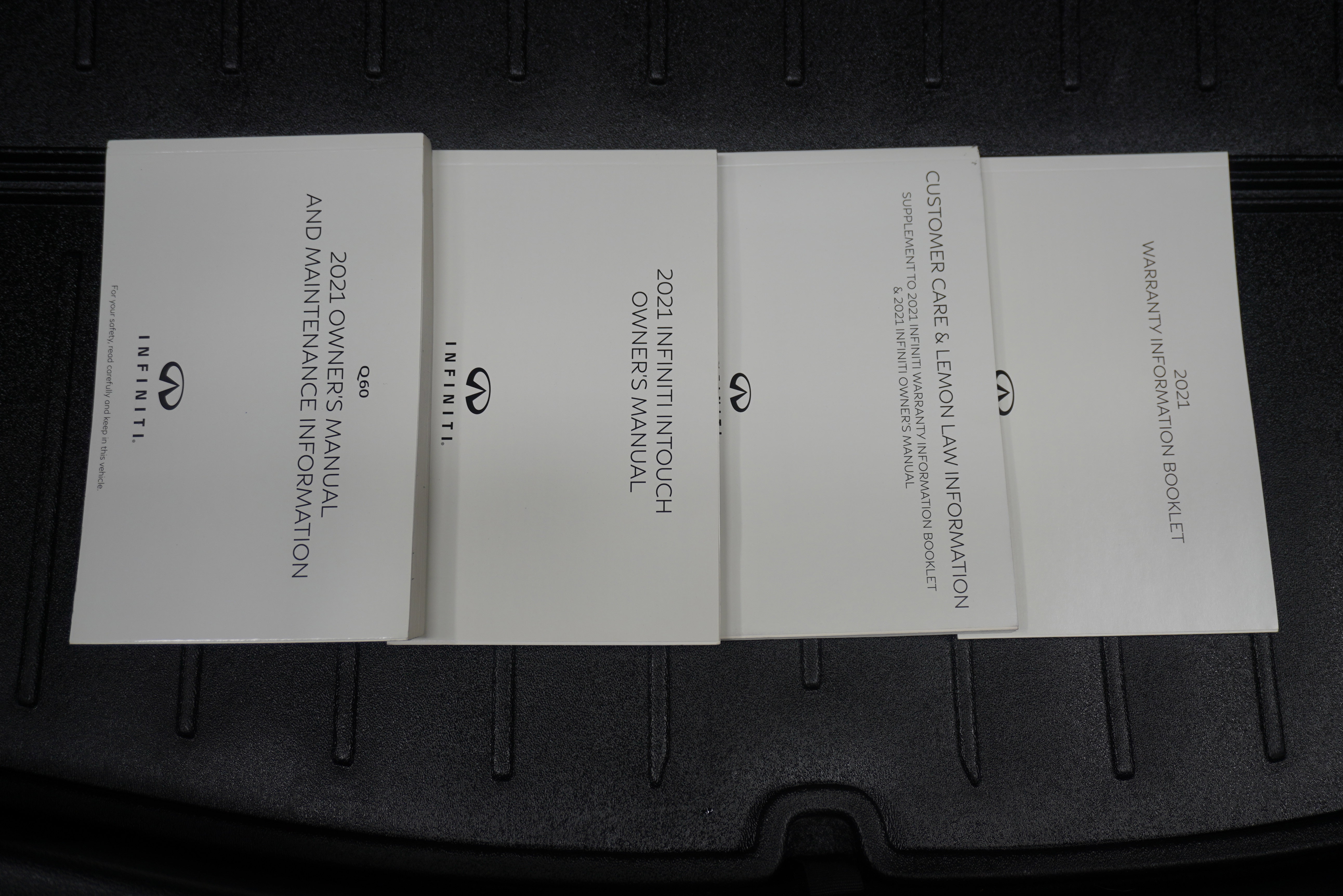 Used 2021 INFINITI Q60 Red Sport 400 w/ Carbon Fiber Package AWD/4WD image 32