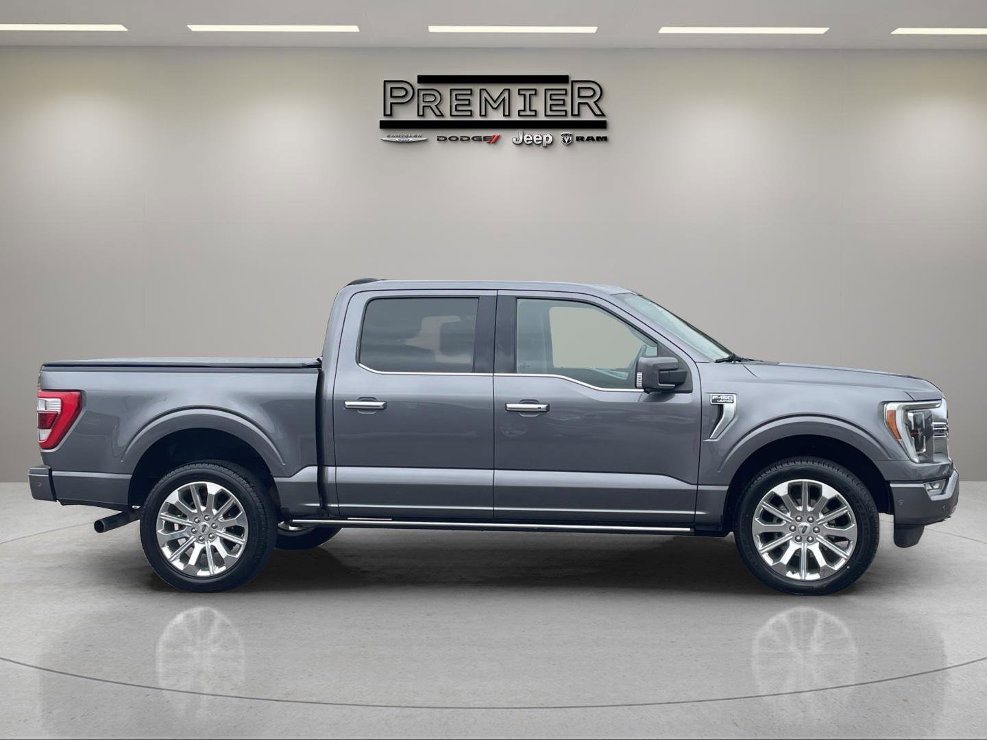 Used 2021 Ford F150 Limited image 7