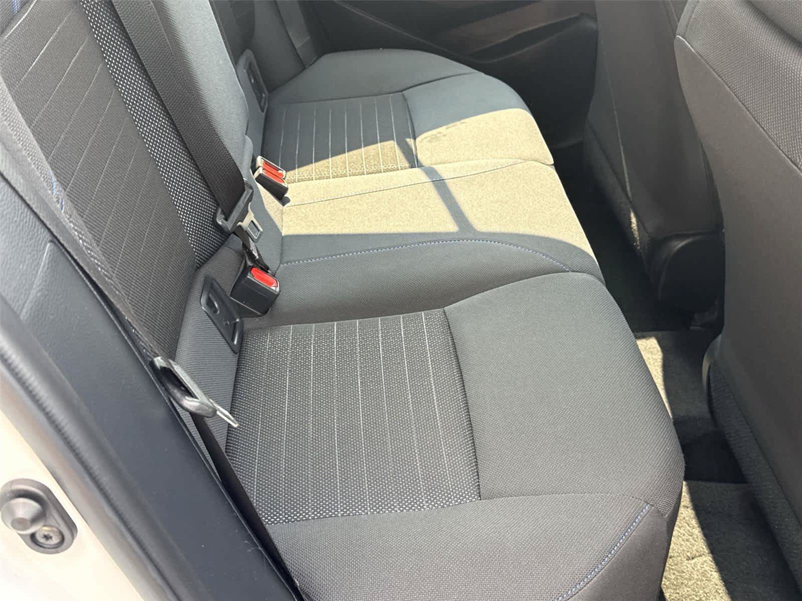 Used 2022 Toyota Corolla SE w/ Carpet Mat Package (TMS) FWD image 15