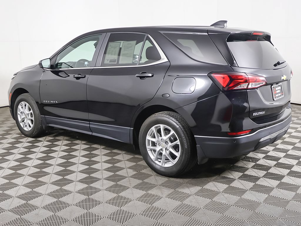 Used 2023 Chevrolet Equinox LT AWD/4WD image 12