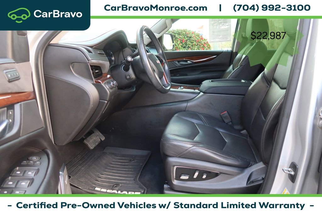 Certified 2018 Cadillac Escalade Premium Luxury AWD/4WD image 11