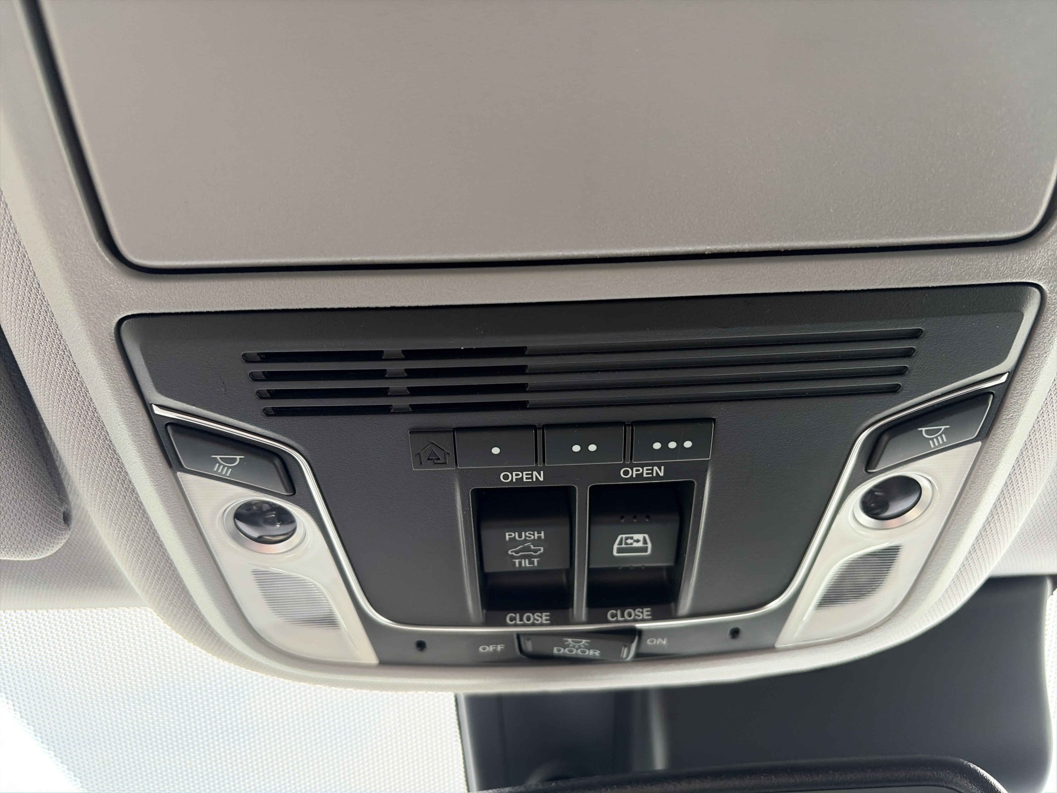 Used 2019 Honda Ridgeline RTL-E image 39