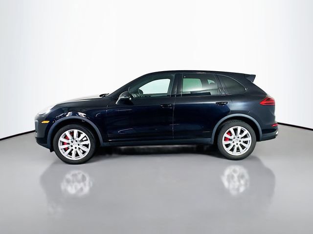 Used 2015 Porsche Cayenne Turbo image 9