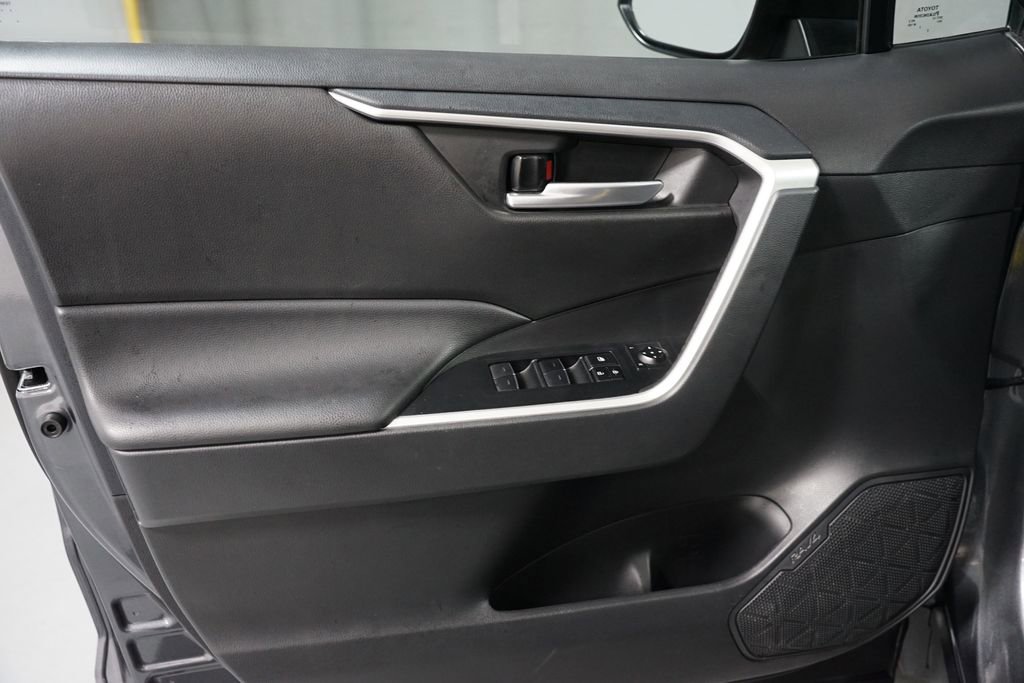Certified 2023 Toyota RAV4 XLE Premium image 30