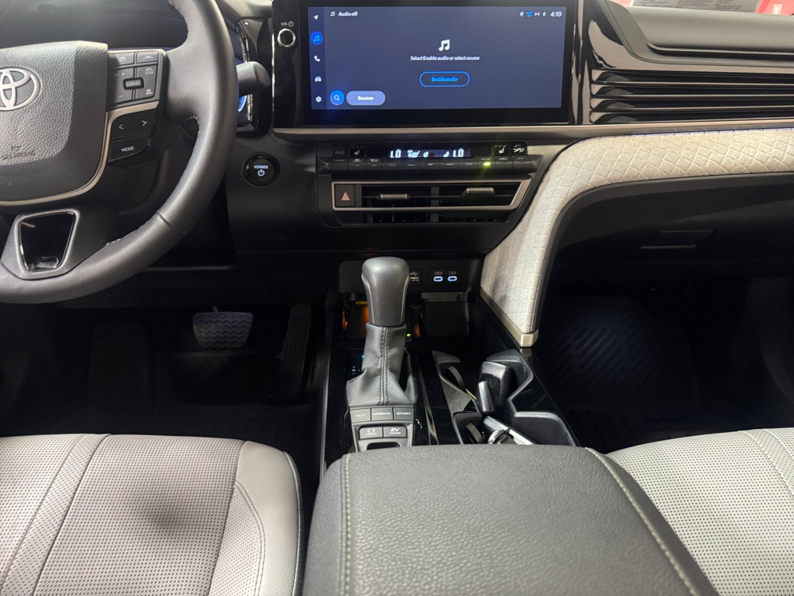 Certified 2026 Toyota Camry XLE FWD image 20