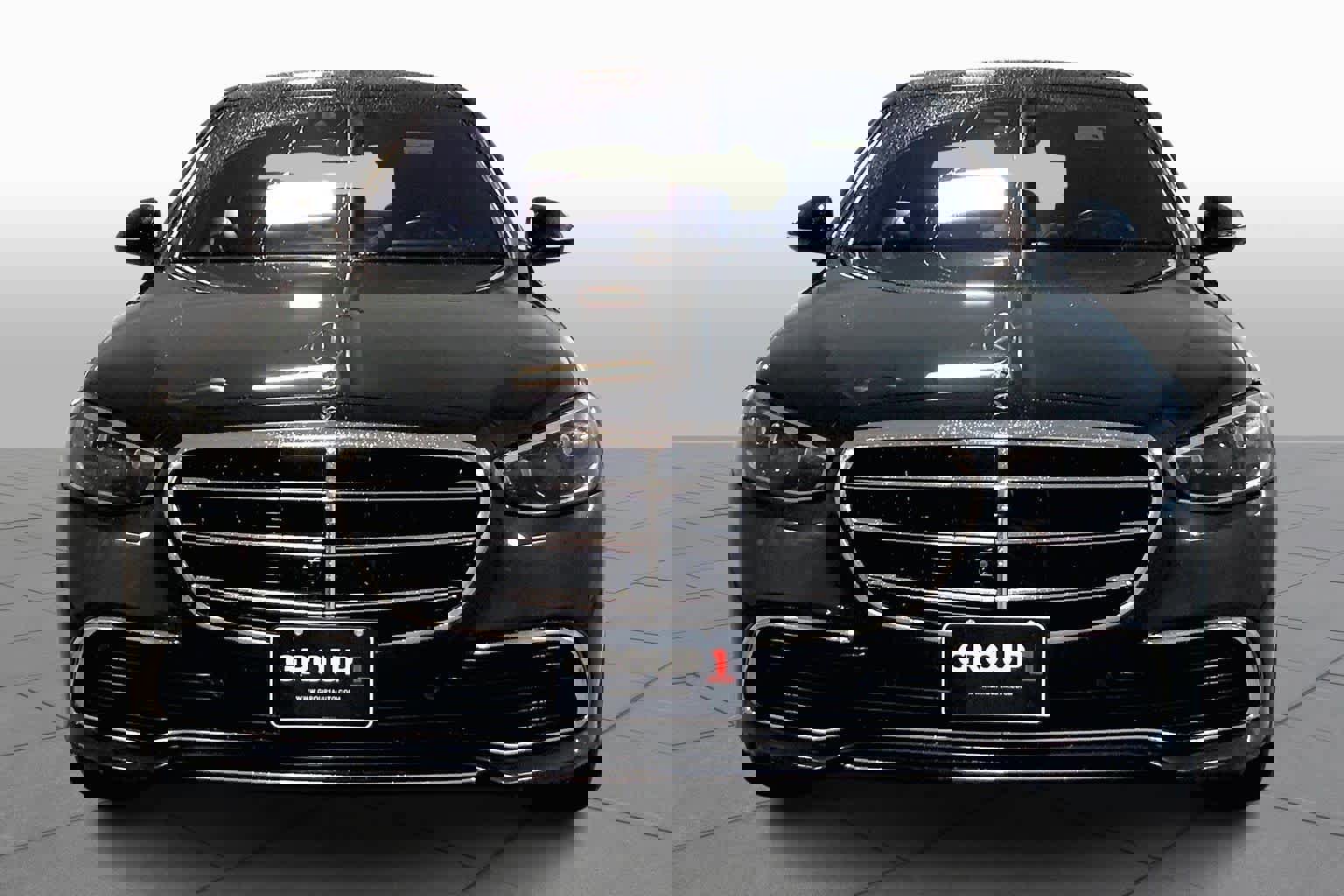 Used 2022 Mercedes-Benz S 580 4MATIC Sedan image 3