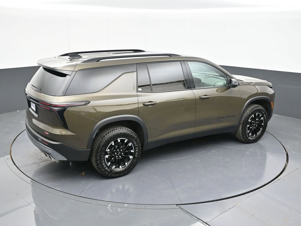 Used 2024 Chevrolet Traverse Z71 w/ Enhanced Driving Package image 57