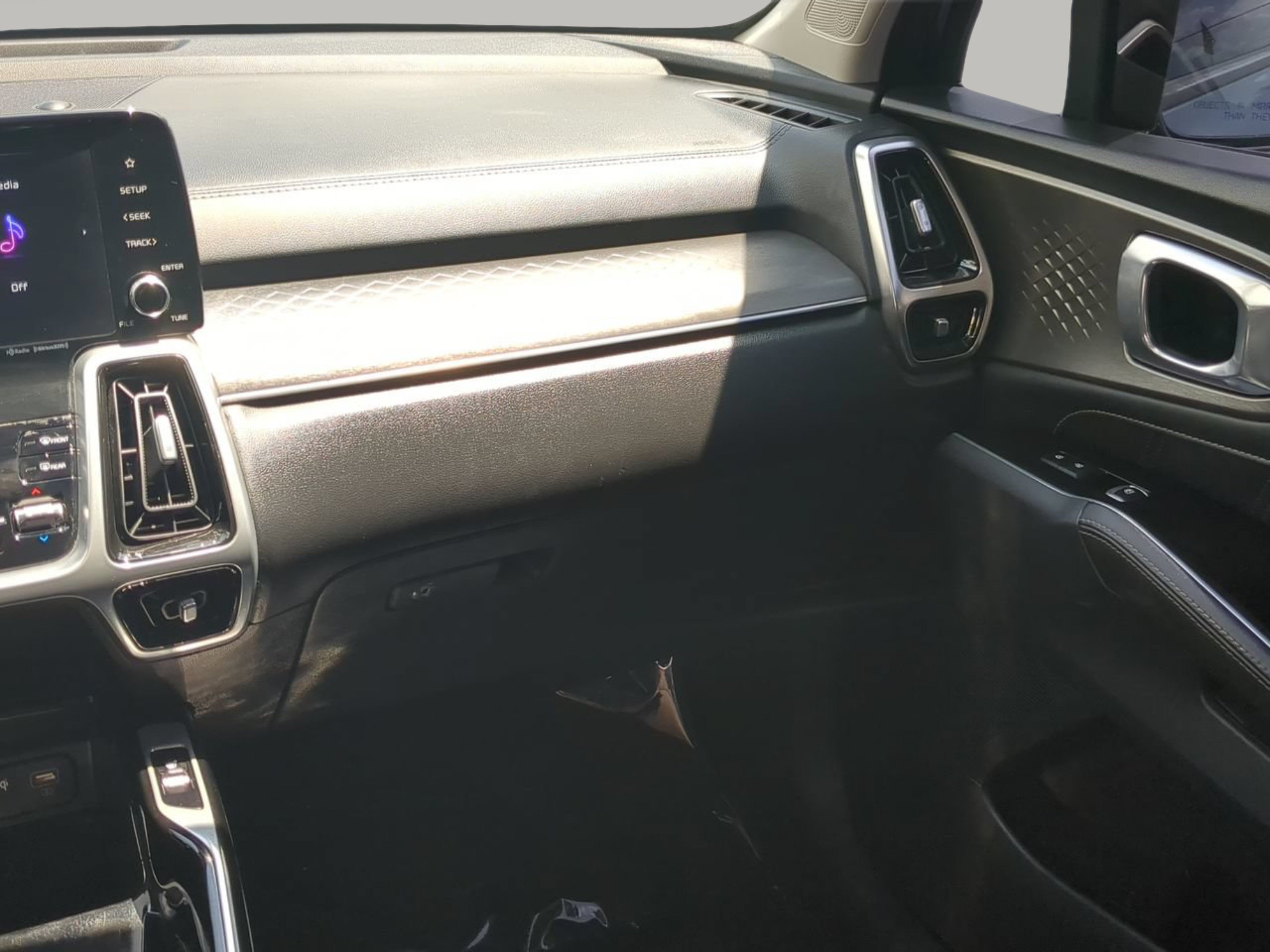 Certified 2022 Kia Sorento SX FWD image 20