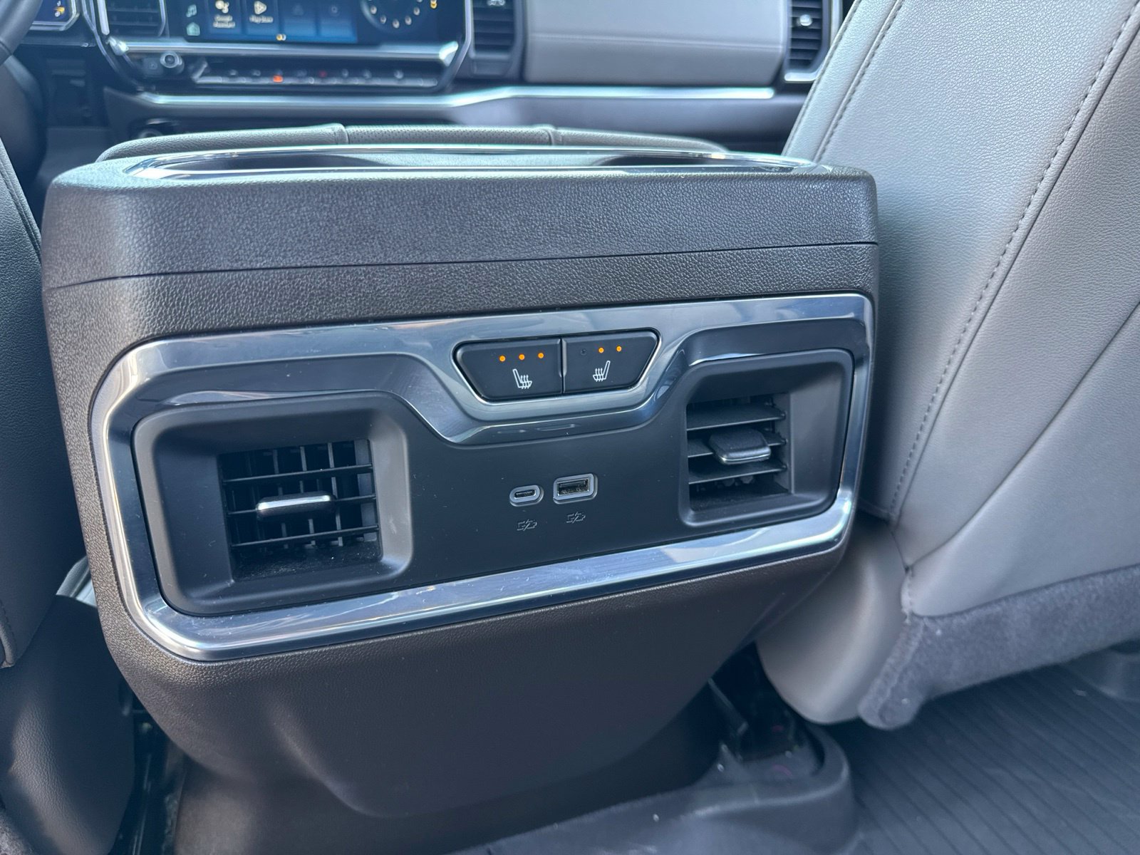 Used 2025 Chevrolet Silverado 1500 LTZ w/ LTZ Premium Package AWD/4WD image 40