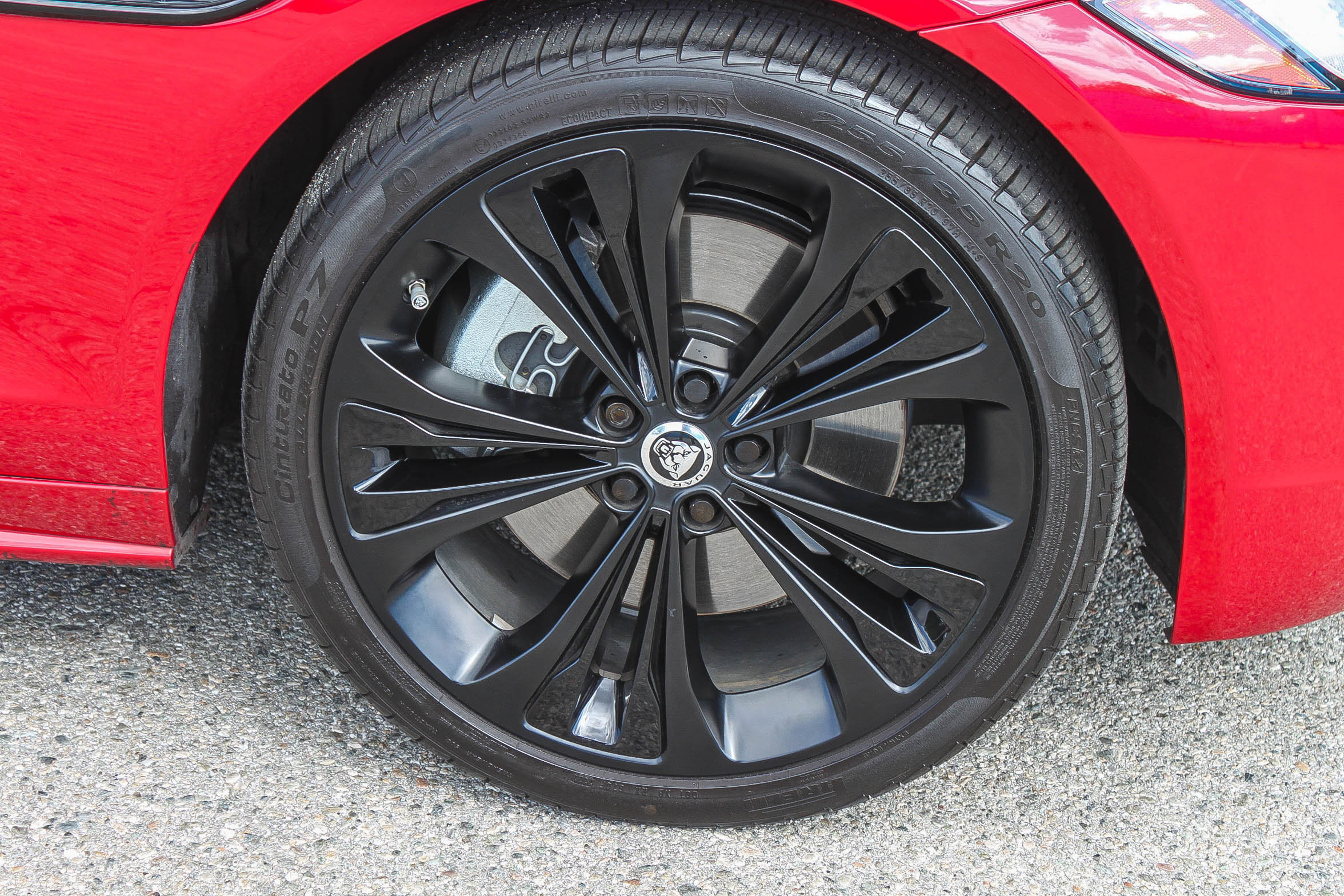 Used 2024 Jaguar XF R-Dynamic SE image 13