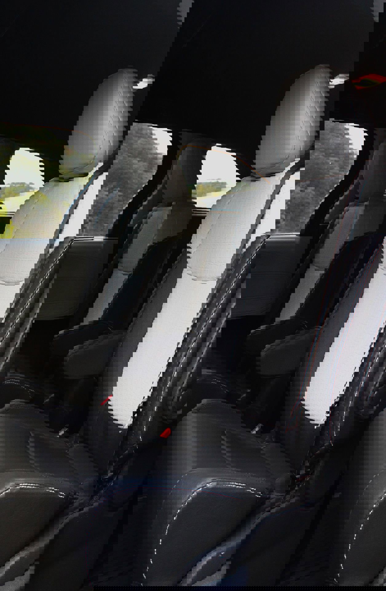 New 2025 Toyota Sienna XSE image 16