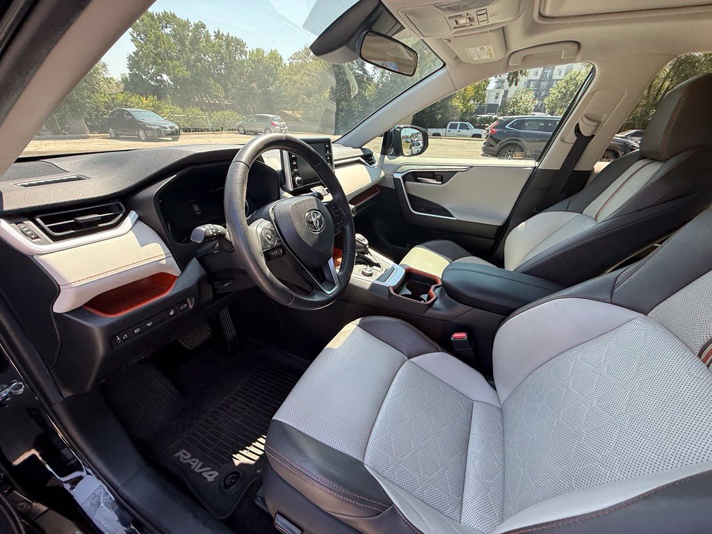 Used 2019 Toyota RAV4 Adventure w/ Cold Weather Package AWD/4WD image 10