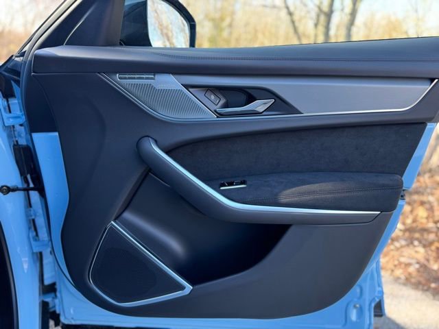 New 2026 Jaguar F-PACE SVR image 17