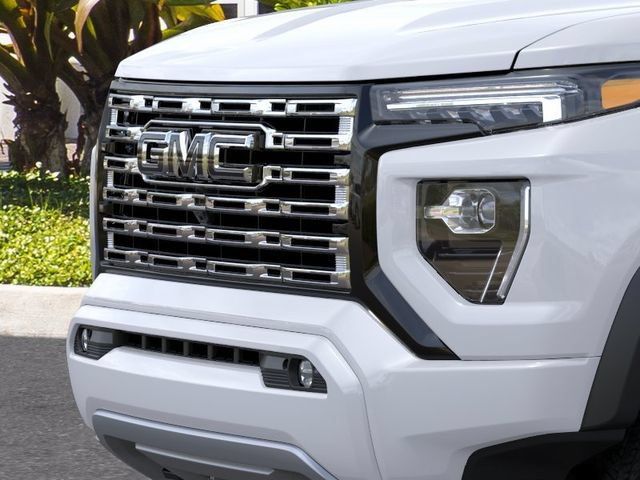 New 2026 GMC Canyon Denali w/ LPO, Black Badging Package AWD/4WD image 13