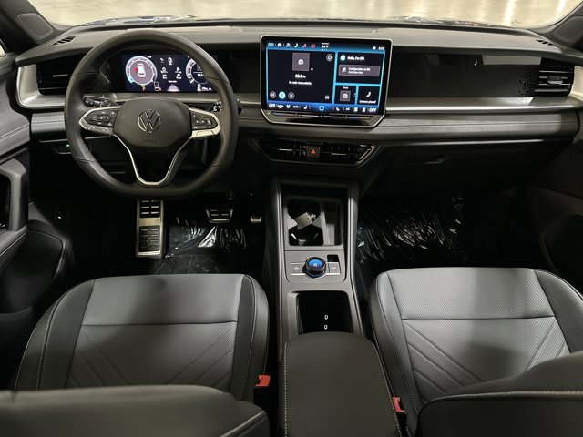 New 2026 Volkswagen Tiguan SE R-Line image 26