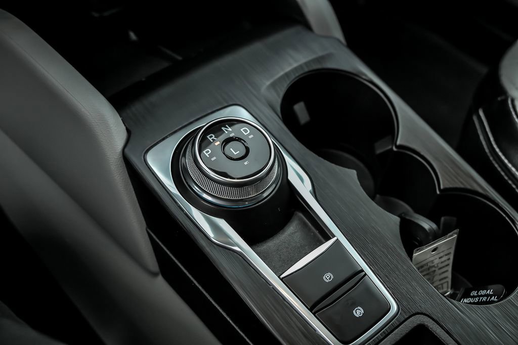 Used 2023 Ford Escape Platinum w/ Premium Technology Package image 25